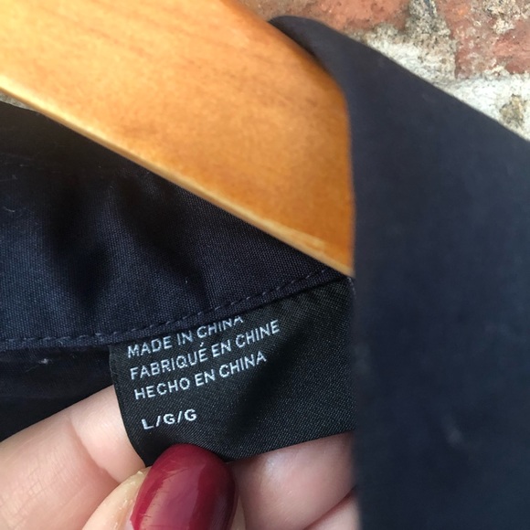 A/X Armani Exchange Men’s slim fit Navy pinstripe shirt with navy trim. - Picture 7 of 7